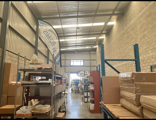 BUSINESS PROPERTY TO RENT IN FAIRVIEW